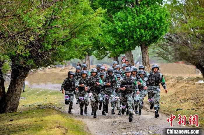 西藏军区开展年度创破记录比武活动