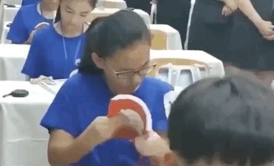 这么弱智的事都有人信？别得意，你交的智商税