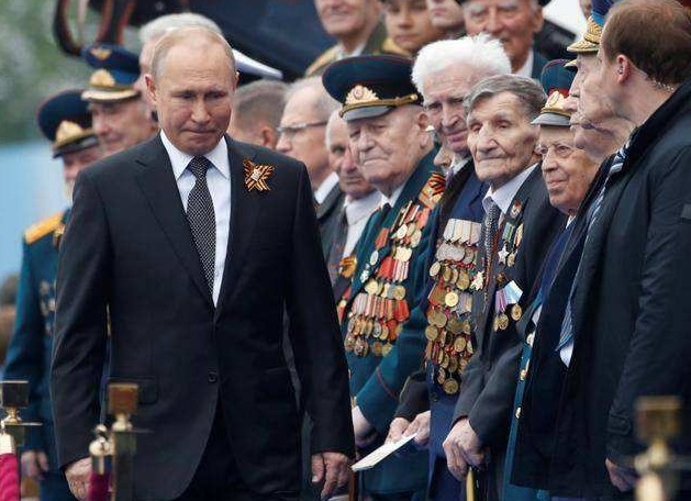 普京表示，俄罗斯人民的特征之一就是履行自己