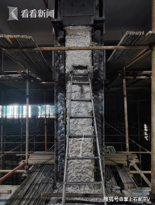 气愤！停车场改宴会厅12根承重柱被打断，局长拍