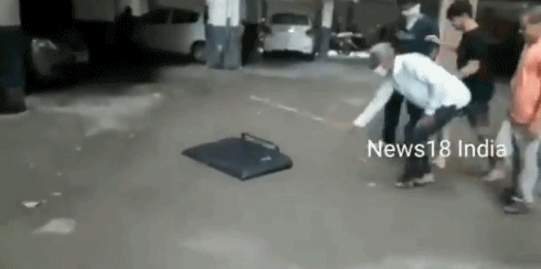 封杀APP，抵制中国制造，这个国家废了！