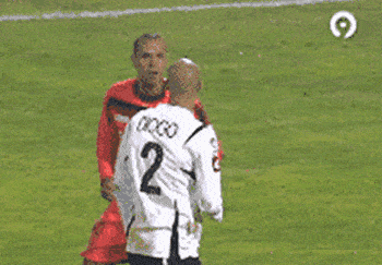 三编丨情侣之间的小游戏永远都是女方赢 不过有