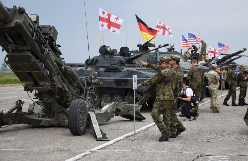 乌克兰将派兵参加，在德国举行的“交叉军刀2