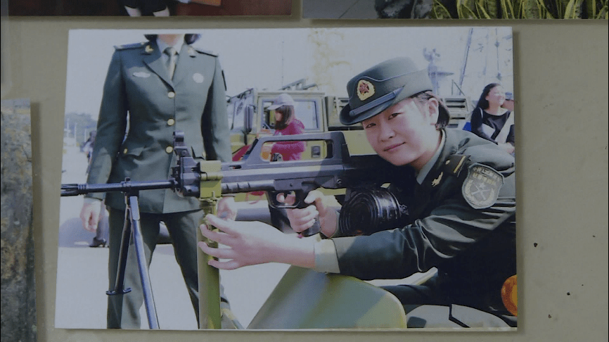 最美军嫂庞莹：胸怀家国情，绿叶映花红