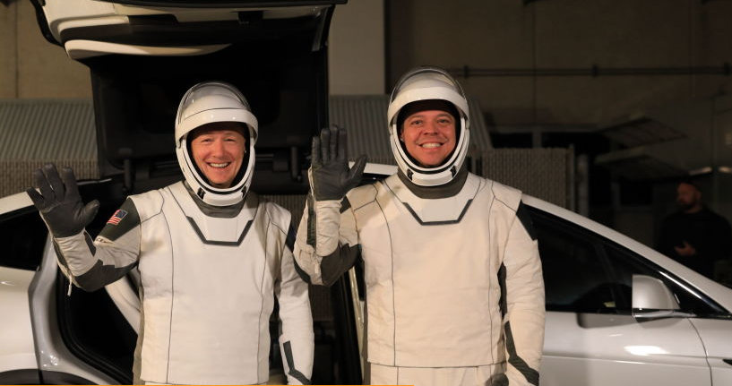 俄罗斯设计师，质疑SpaceX公司飞行服的安全性