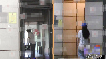 姜贞羽后又一圈内当红爱豆被曝恋情，公司否认
