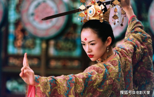 商业互吹？章子怡大赞Baby演技被群嘲：就她还有