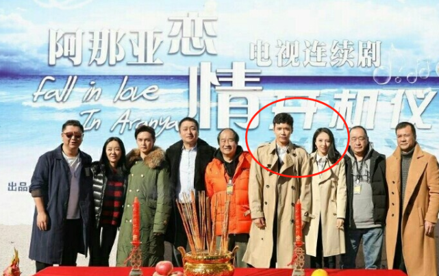 董璇被曝怀孕？近照小腹隆起，和新男友街头上
