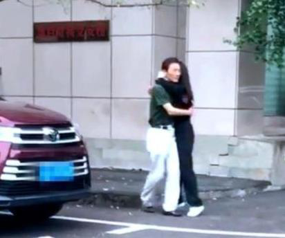 谭松韵妈妈被撞案终审，肇事者被判6年，她将赔