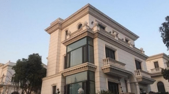 备2亿嫁妆、带入名媛圈，李连杰的4个女儿，你为