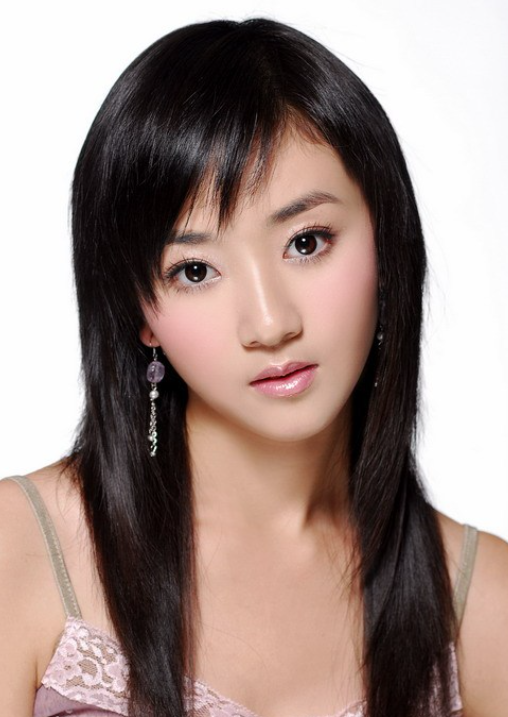 朱一龙隐婚生子再添锤？网友晒孩子出生证并称