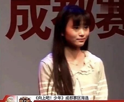 贾玲槽鞠婧祎心机重鞋底高，化妆师说她耍大牌