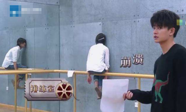 “大陆版张柏芝”？郑爽这一系列迷惑行为是在