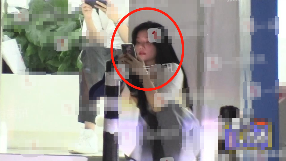 当红流量打脸曝恋情，粉丝喜获宝藏嫂子？