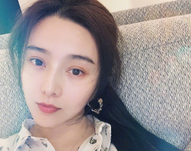 范冰冰亲自朗读众多粉丝的来信，并透露下一步