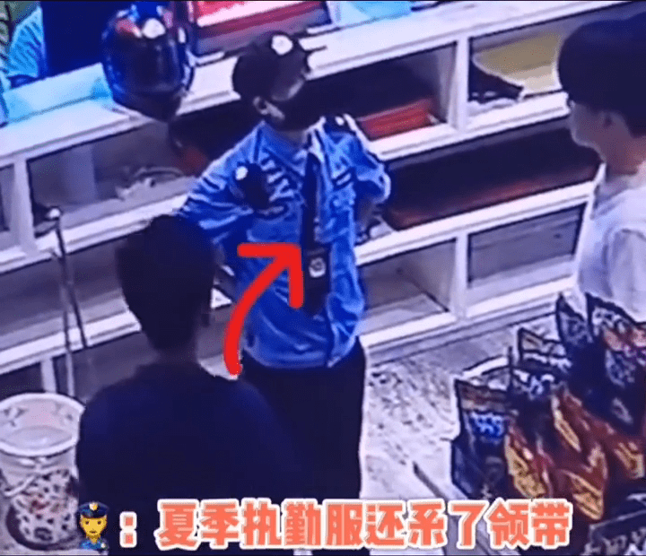 无业男子冒充警察，3次到网吧突击检查，结局让