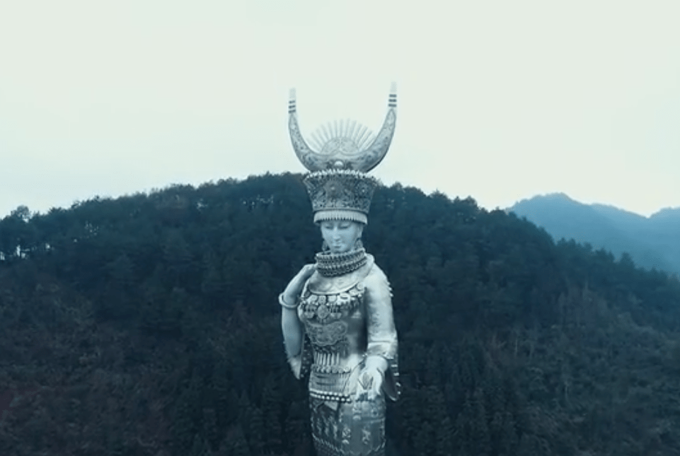 高88米！贫困县花8600万元打造“女神像”，当地