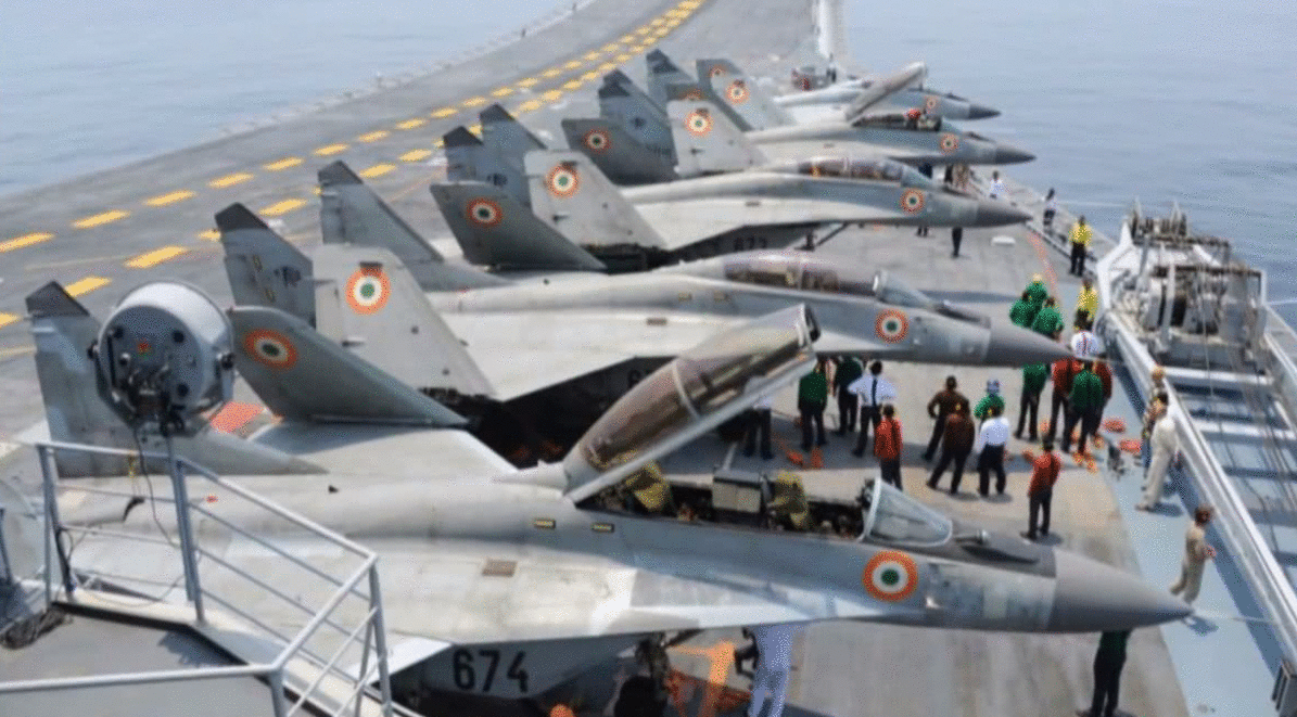 建造11年的印度航母,看似准备试验,后期遇到的