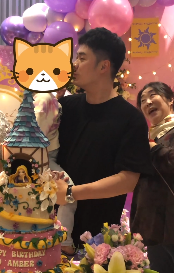 张子萱为陈赫生俩娃，女儿生日还不敢露面，婆