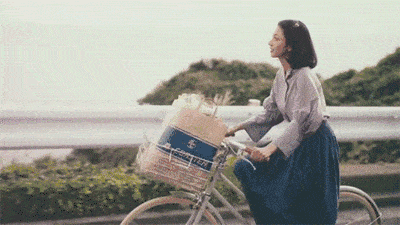 东莞快递员被跳楼男子砸中身亡，生前送货单催