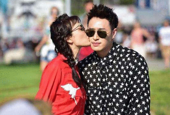 潘玮柏接替罗志祥上《嗨唱转起来》，婚后颜值