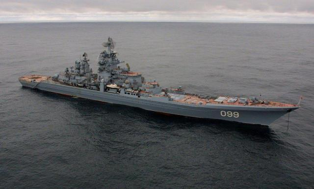 “巡洋舰”还是“无人机航母”,伊朗万吨舰服