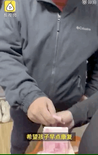 震怒！抚顺亲妈虐童案后，又曝广东男童被父亲