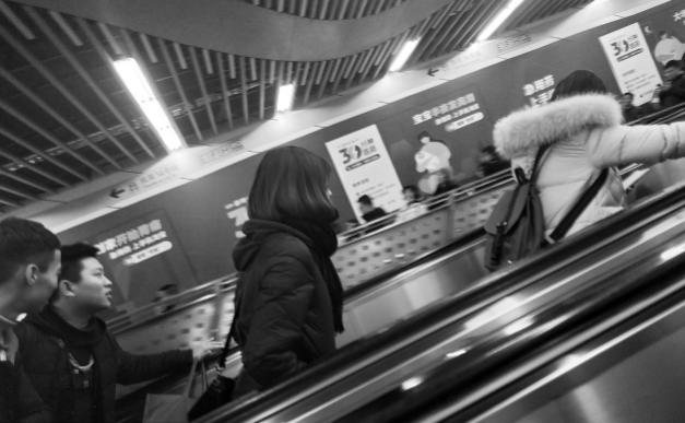 35岁前考公“上岸”，这才是90后眼中的福报