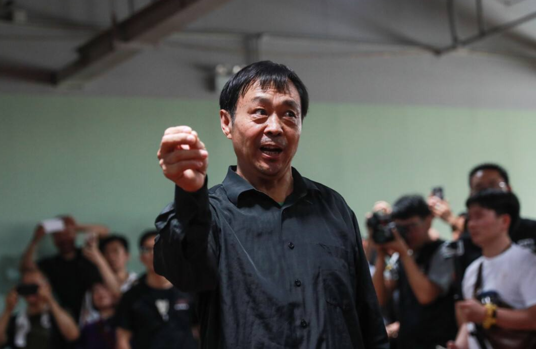 马保国接受采访，谈网友蹭热度：火锅店都来邀