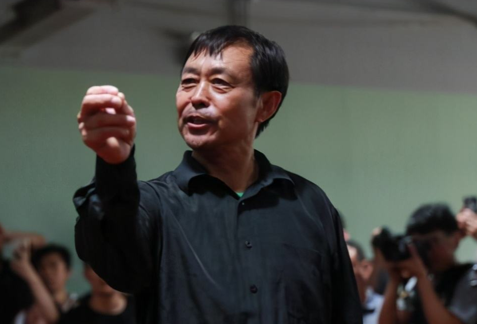 马保国接受采访，谈网友蹭热度：火锅店都来邀