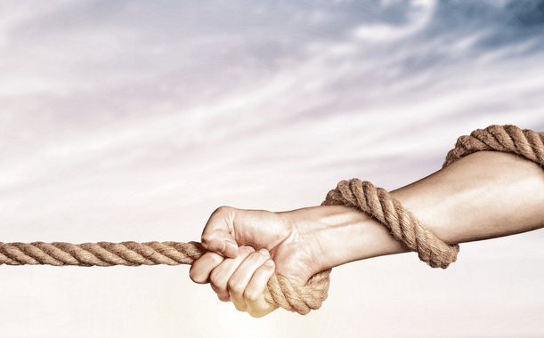 高端酱酒供不应求普涨超10% 老牌军与新兵“厮杀