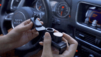 老司机看了就心痒！一碰自己夹紧，山路狂颠不