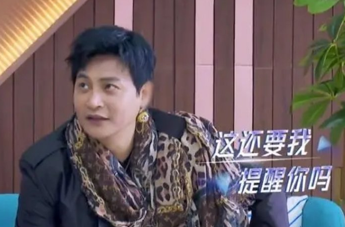 《追光》陈志朋回炉重造，被称“男版宁静”，