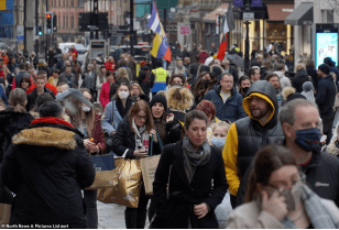 英国人周末突击消费45亿英镑:担心“硬脱欧”和