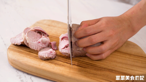 吃它比打火锅过瘾！热辣鲜香一碗端，连汤底都