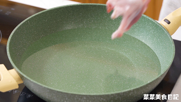 吃它比打火锅过瘾！热辣鲜香一碗端，连汤底都