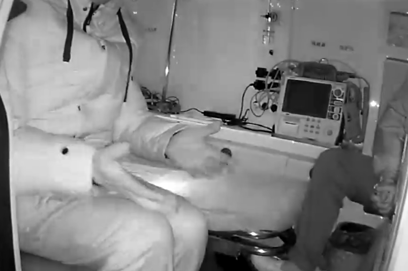 警灯照亮了回家的路！