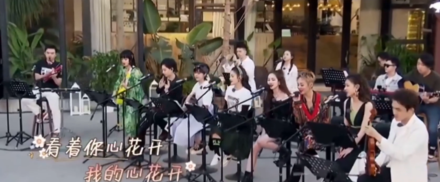 黄龄嗲，宁静酥，郁可唯声线美，浪姐成团巡演