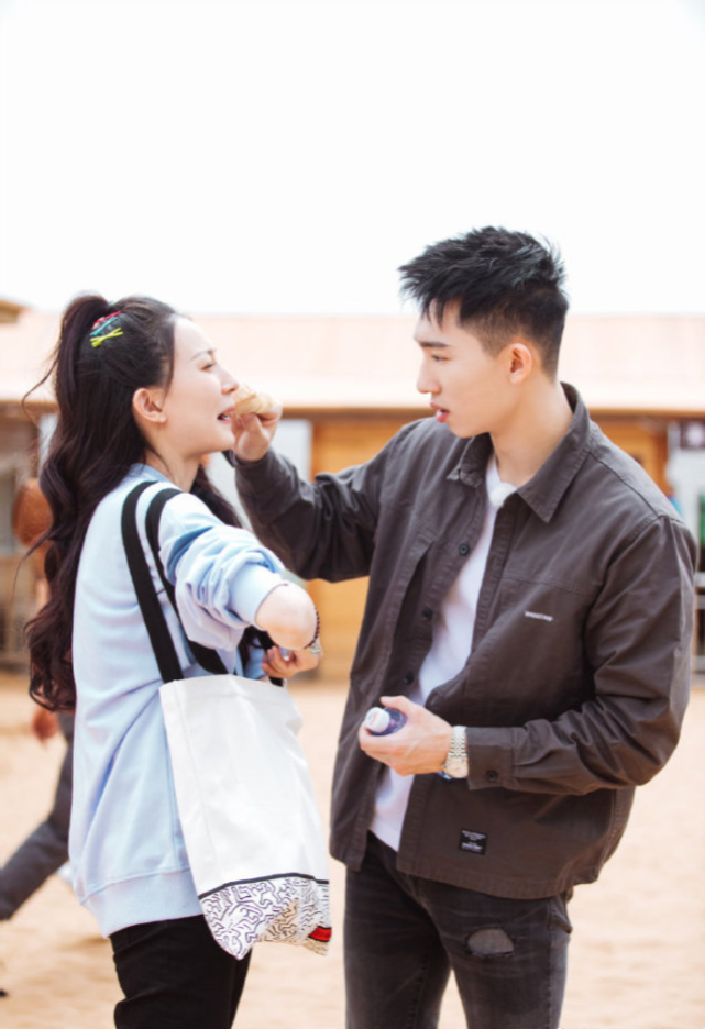 《女儿们的恋爱》张豆豆被PUA？网友分析于家翊