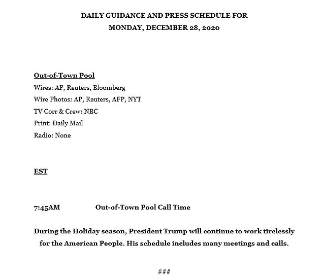 特朗普5天4次被拍到去打高尔夫,白宫依然在说“