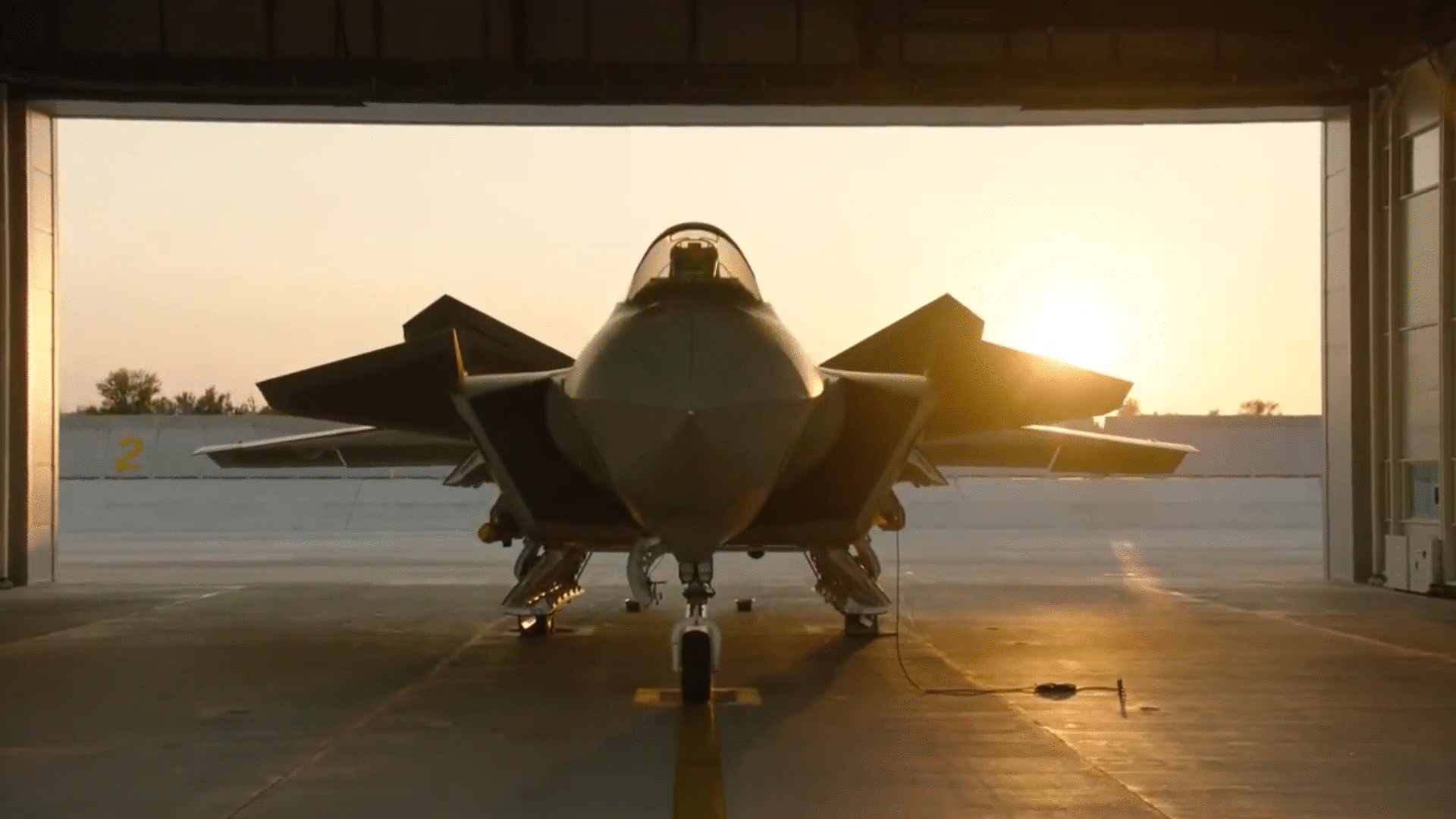 歼-20成功首飞十周年,俄罗斯专家透露生产和服