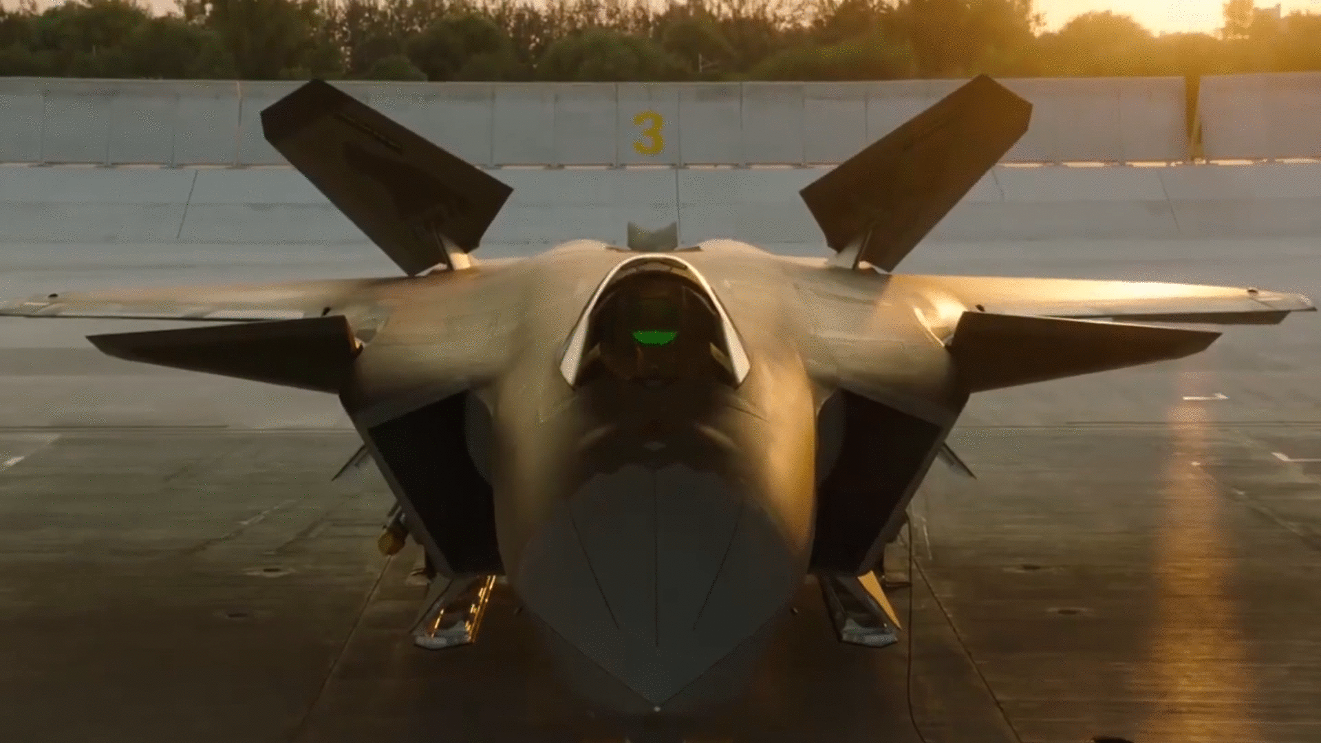 歼-20成功首飞十周年,俄罗斯专家透露生产和服