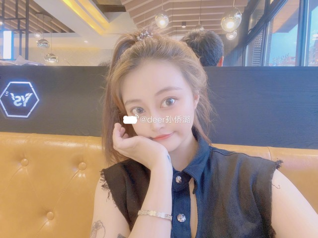 孙侨潞猝逝前自曝曾遭校园暴力，同学发文悼念